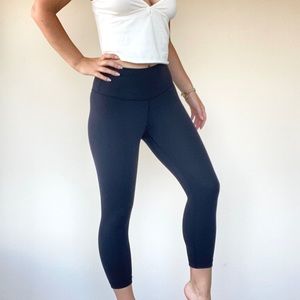lululemon wunder under crops